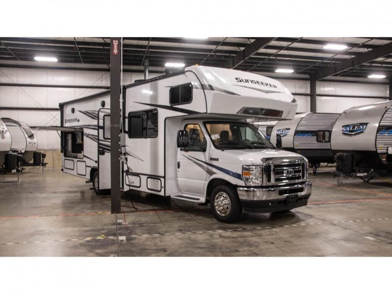 Forest River Sunseeker Classic Class C Motorhome Review: 2 Family RVs