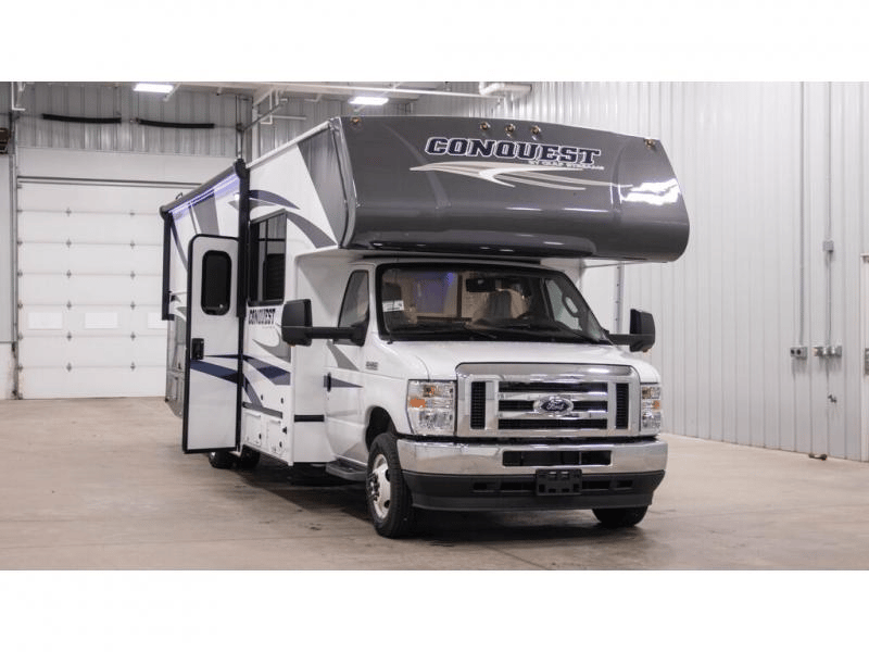 Gulf Stream Conquest Class C Motorhome Review: 2 Premium Designs
