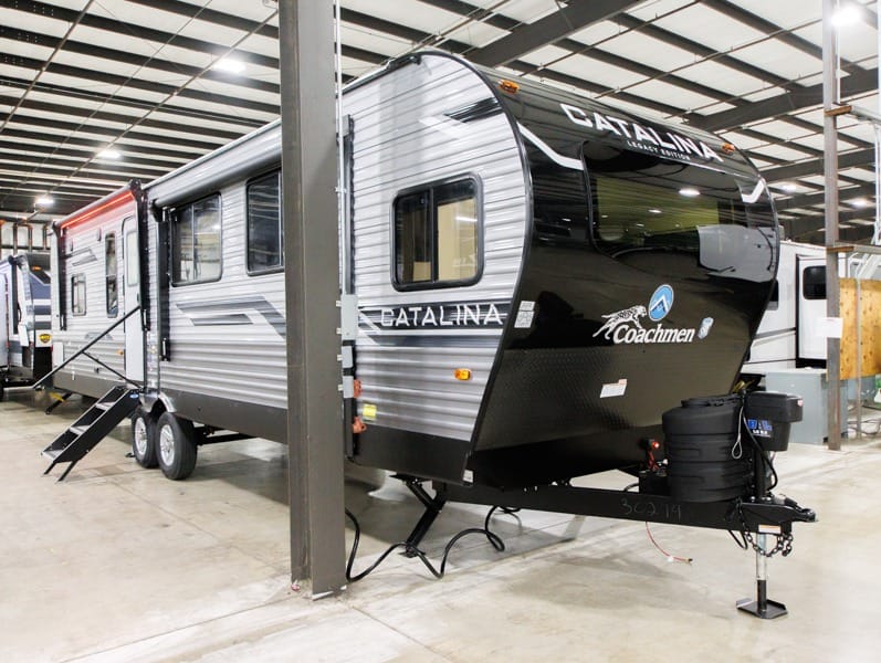 Inside Look: Features and Amenities of the Coachmen RV Catalina Legacy Edition Travel Trailer